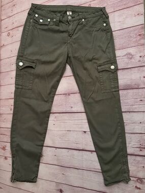 True Religion Olive Green Women's Cargos size 33